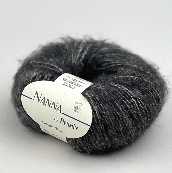 Nanna Mörkgrå 882304, se vårt sortiment av heminredning, garn & tyger. Alltid till bra priser.