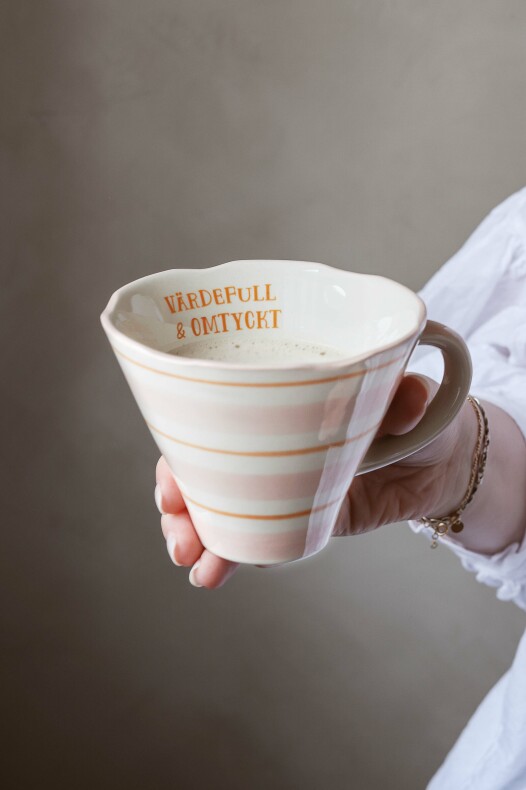 Feelgood Mugg Värdefull & omtyckt. ca 3 dl, se vårt sortiment av heminredning, garn & tyger. Alltid till bra priser.