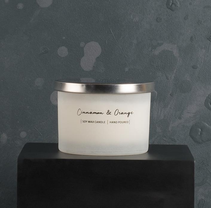 Doftljus Cinnamon & Orange, se vårt sortiment av heminredning, garn & tyger. Alltid till bra priser.