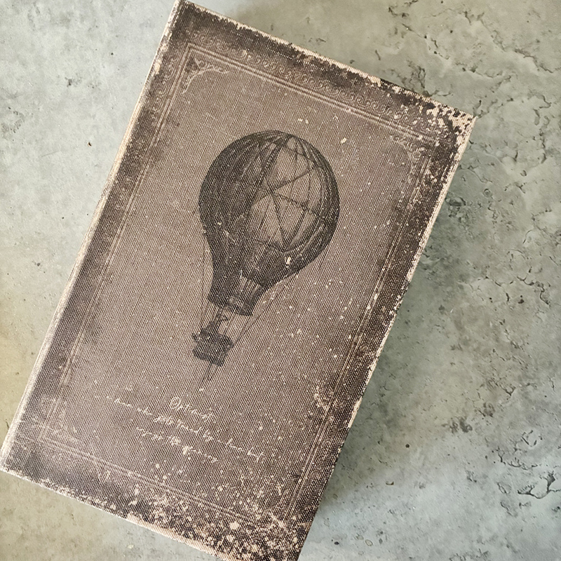 Boklåda Luftballong, liten, se vårt sortiment av heminredning, garn & tyger. Alltid till bra priser.