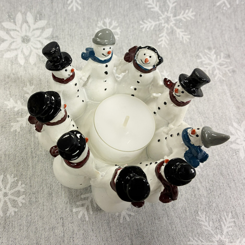 Snögubbar, ljuslykta för värmeljus, se vårt sortiment av heminredning, garn & tyger. Alltid till bra priser.