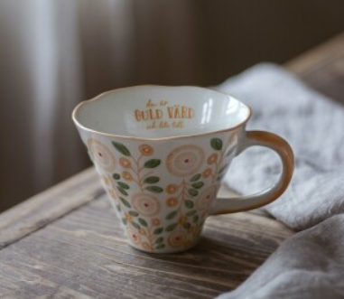 Feelgood Mugg Du är är guld värd, ca 3 dl, se vårt sortiment av heminredning, garn & tyger. Alltid till bra priser.