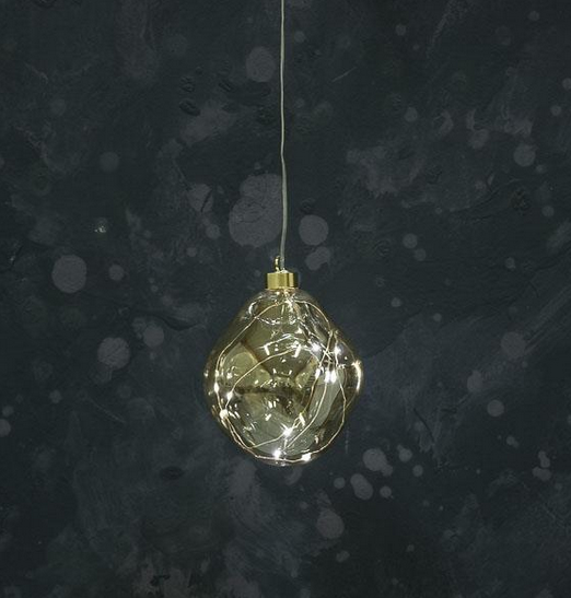 Glasboll bärnstensfärgad med Led slingaD12cm 10 lampor 2AAA, se vårt sortiment av heminredning, garn & tyger. Alltid till bra priser.