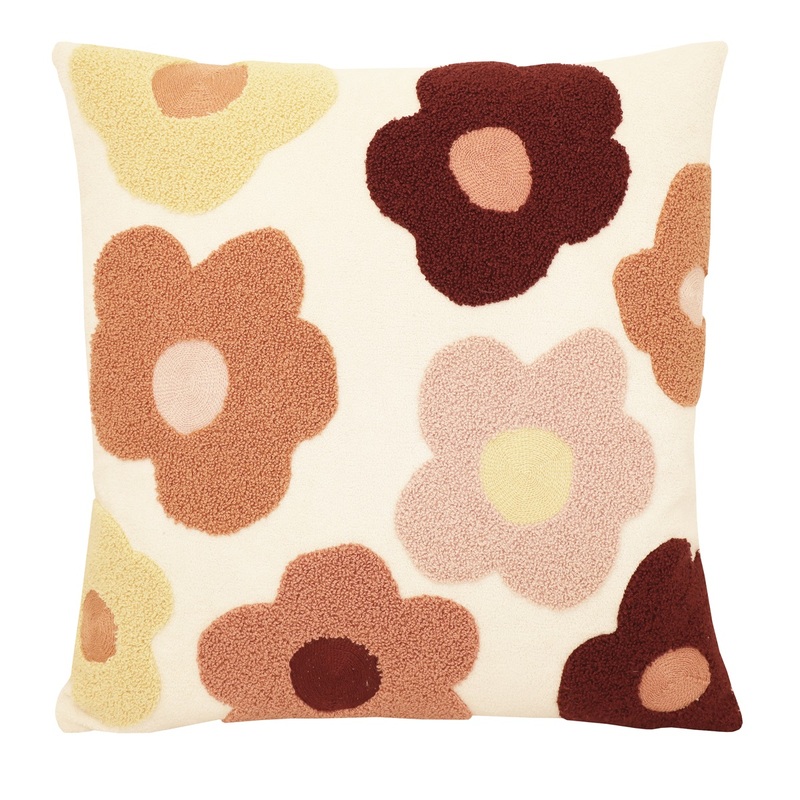 Kuddfodral Daisy 45x45 cm, se vårt sortiment av heminredning, garn & tyger. Alltid till bra priser.