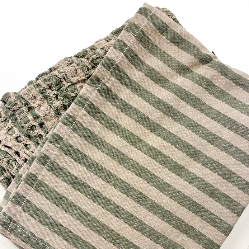 Cuisine kökshandduk 2-pack, grön/linne, se vårt sortiment av heminredning, garn & tyger. Alltid till bra priser.