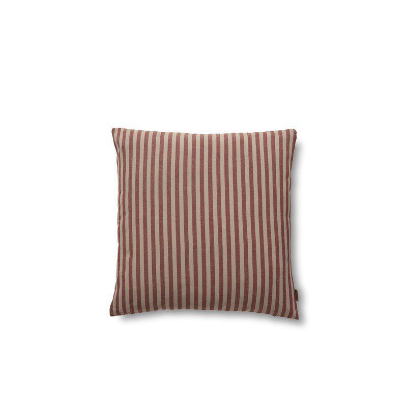 Cuisine kuddfodral 50x50 cm, röd/linne, se vårt sortiment av heminredning, garn & tyger. Alltid till bra priser.