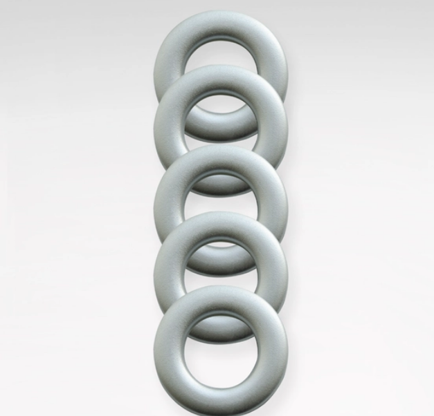 Öljetter silver 20 cm diameter, se vårt sortiment av heminredning, garn & tyger. Alltid till bra priser.