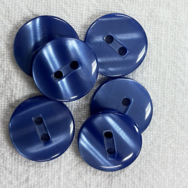 Knapp 15 mm, blå, se vårt sortiment av heminredning, garn & tyger. Alltid till bra priser.