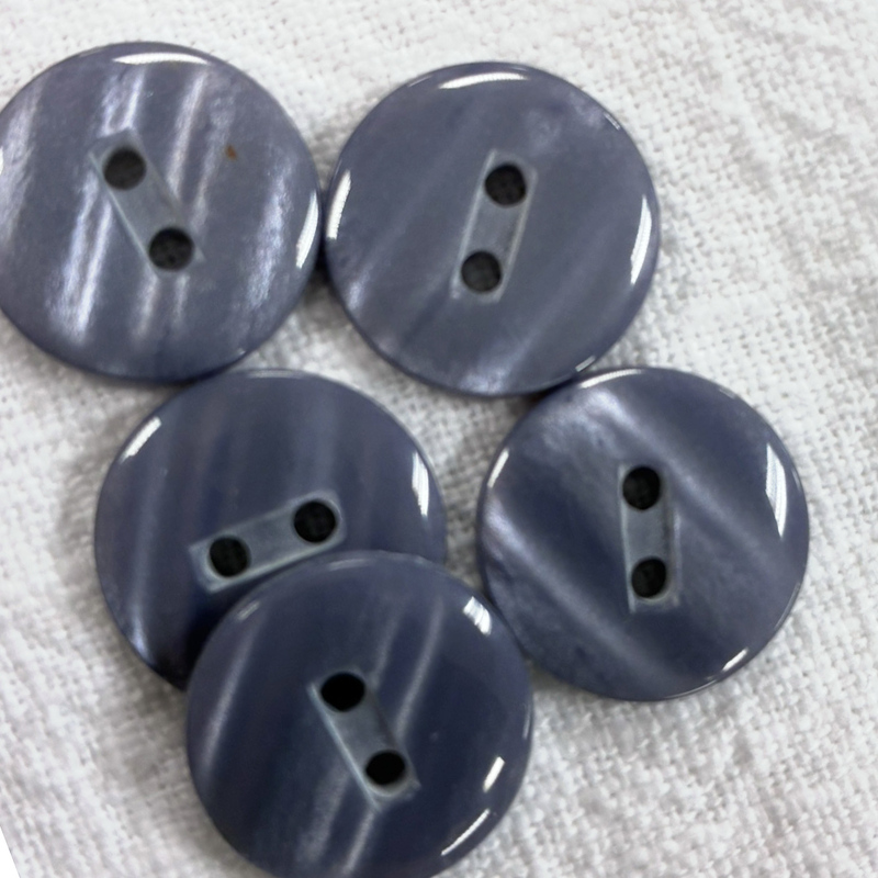 Knapp 15 mm, ljuslila, se vårt sortiment av heminredning, garn & tyger. Alltid till bra priser.