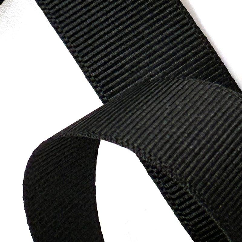 Ripsband 25mm Svart, se vårt sortiment av heminredning, garn & tyger. Alltid till bra priser.