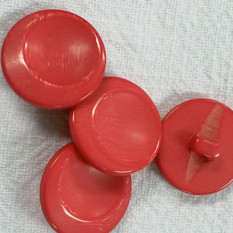 knapp baksydd, rosa 20mm, se vårt sortiment av heminredning, garn & tyger. Alltid till bra priser.