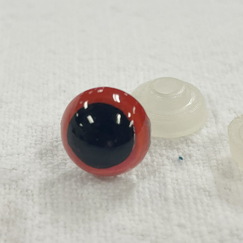 Säkerhetsögon röda  10 mm, se vårt sortiment av heminredning, garn & tyger. Alltid till bra priser.