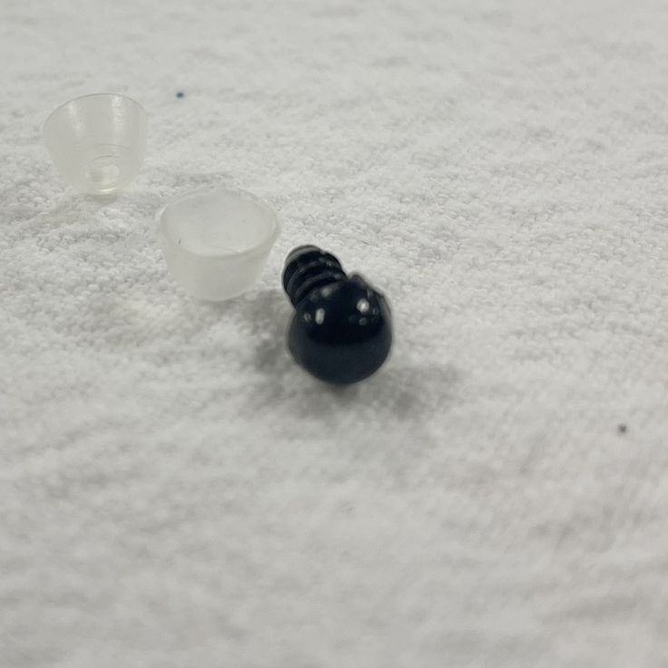Säkerhetsögon runda svarta 5 mm, se vårt sortiment av heminredning, garn & tyger. Alltid till bra priser.