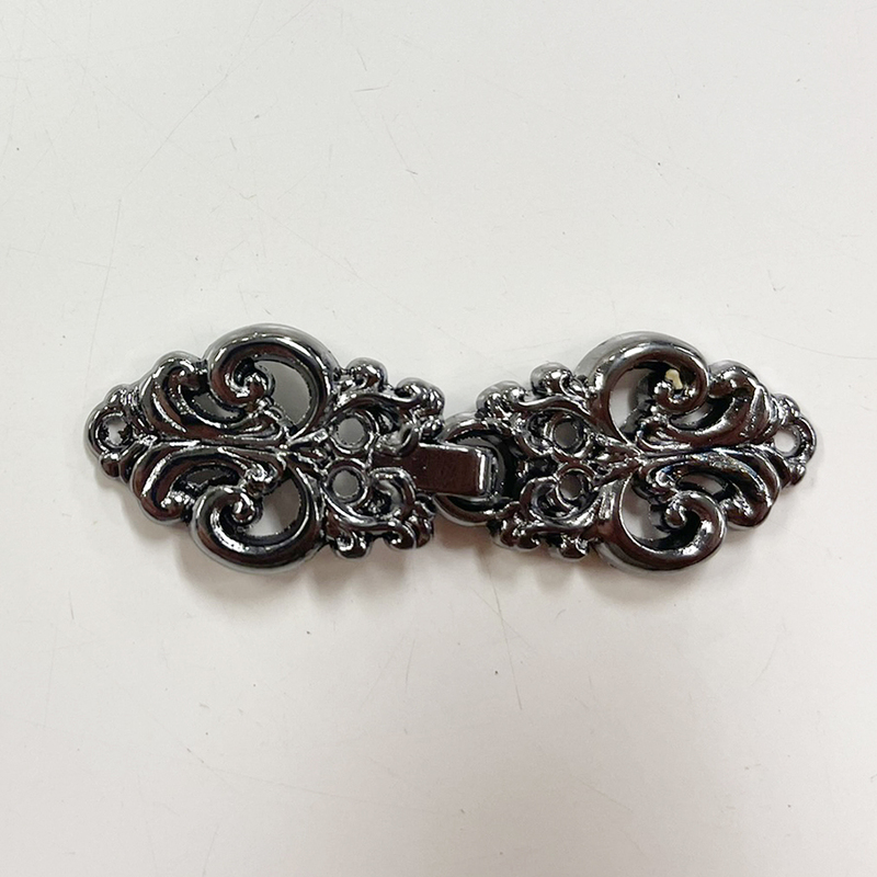 Norskspänne metall silver 48x16 mm, se vårt sortiment av heminredning, garn & tyger. Alltid till bra priser.