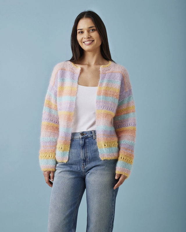 Stickmönster till en Restgarnströja, 8932126D , se vårt sortiment av heminredning, garn & tyger. Alltid till bra priser.