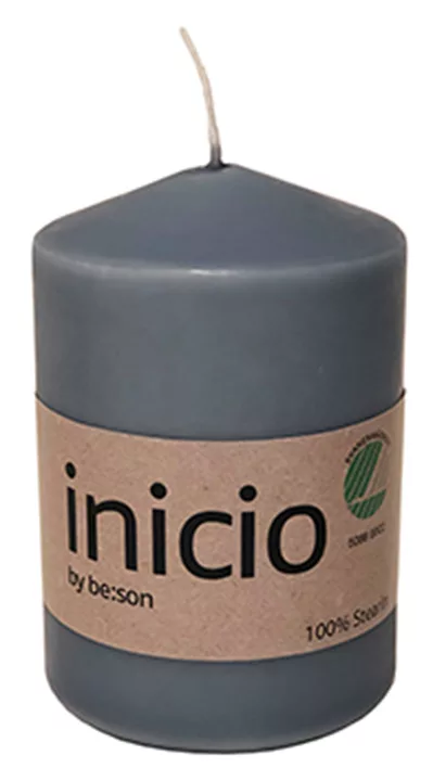 Inicio Blockljus blå 100% stearin  , se vårt sortiment av heminredning, garn & tyger. Alltid till bra priser.