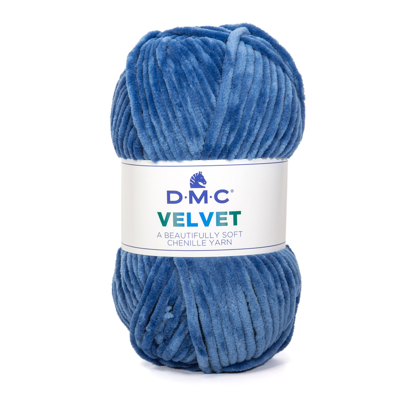 DMC Velvet Chenille 100g Blå 008, se vårt sortiment av heminredning, garn & tyger. Alltid till bra priser.