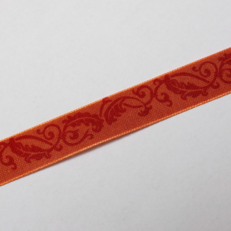 Dekorationsband taft orange blad 15mm, se vårt sortiment av heminredning, garn & tyger. Alltid till bra priser.