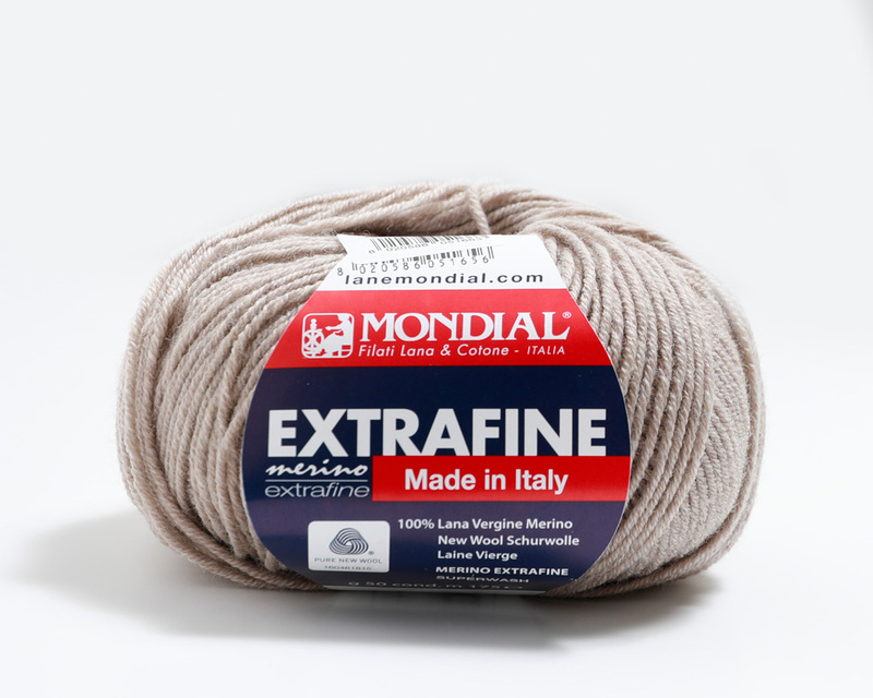 Extra fine Merino Ull  Khaki 336, se vårt sortiment av heminredning, garn & tyger. Alltid till bra priser.