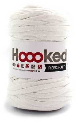 Hooked Ribbon XL 250gr 120m Op. Vit 57551, se vårt sortiment av heminredning, garn & tyger. Alltid till bra priser.