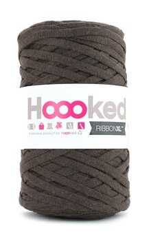 Hooked Ribbon XL 250gr 120m Tobacco brown 57539, se vårt sortiment av heminredning, garn & tyger. Alltid till bra priser.